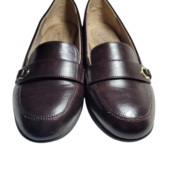 Life Stride Soft Systems Women's Sz 9 Loafers w/Gold Buckle Detail, Flats - Picture 4 of 14